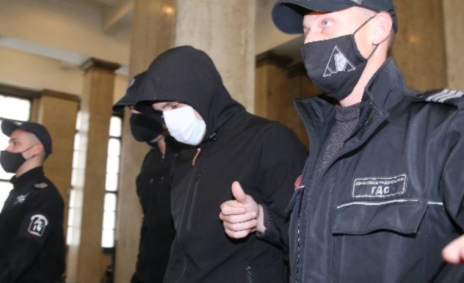 Според приета днес химическа експертиза 23 годишният Кристиан Николов обвинен за смъртта